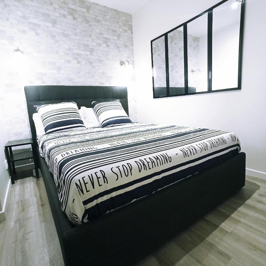 Detente & Jardin By Beds4Wanderlust - Charmant T2 Avec Jardin - Gare Plaisir-Grignon, Versailles 20Km Eksteriør billede